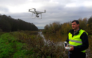 Podsumowano pierwszy dzień usuwania zatoru na rzece Balewce. W akcji pomocny okazał się dron Podsumowano pierwszy dzień usuwania zatoru na rzece Balewce. W akcji pomocny okazał się dron